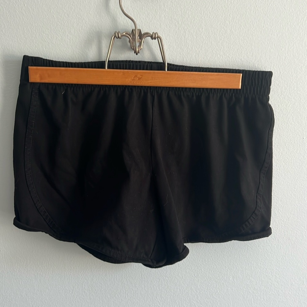 Danskin Now Athletic shorts size (4-6)